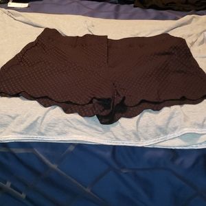 Size 16 Lane Bryant "the allie" scalloped short